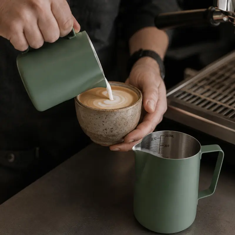 Jarra para Espumar Leche 350 ml | Pitcher para Latte Art Verde